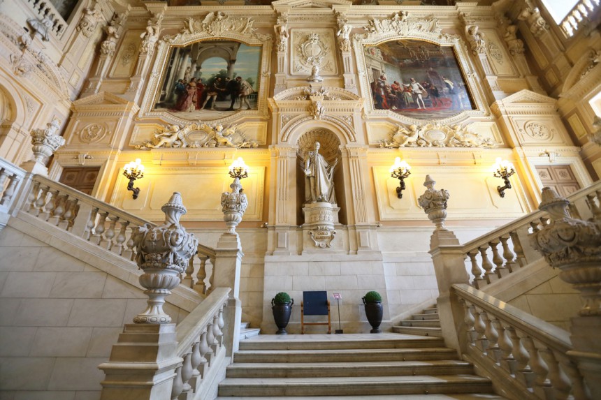Torinon Palazzo Reale Kuva: Ohmaymay | Dreamstime.com