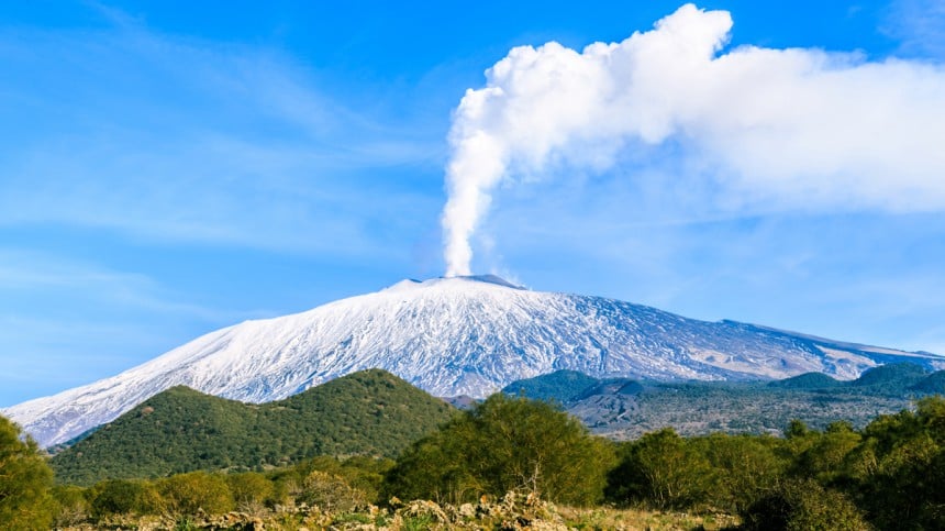 Tulivuori Etna Sisiliassa | Kuva: © Steve Blandino | Dreamstime.com