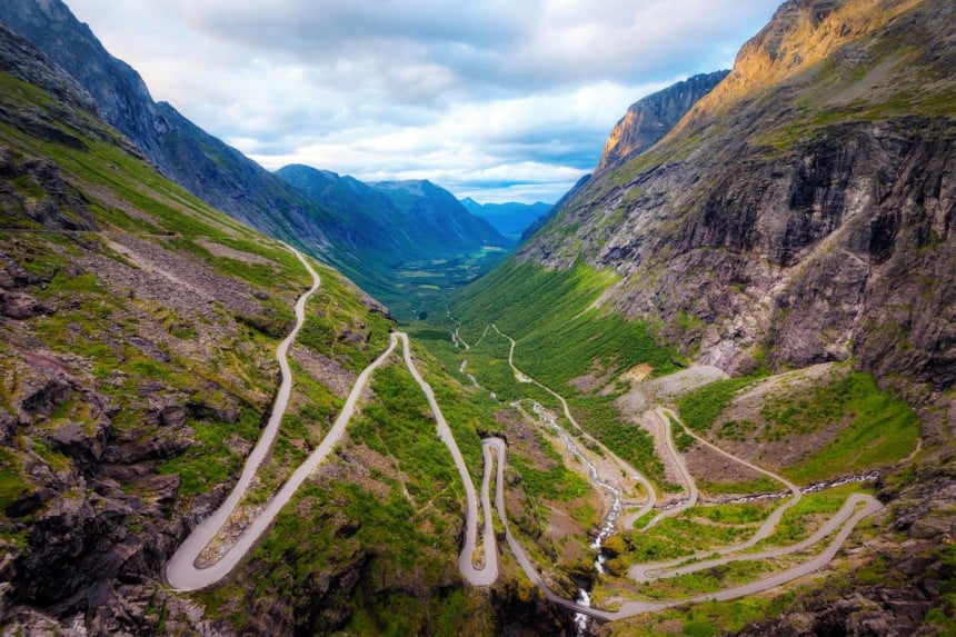 Trollstigen Kuva: Lukas Bischoff | Dreamstime.com